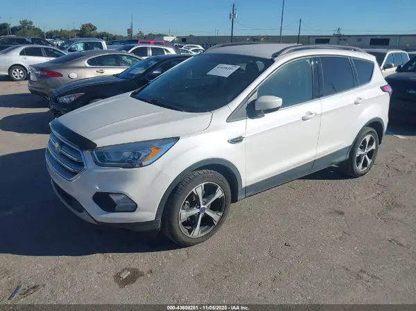 1FMCU0HD5JUB53522 2018 FORD ESCAPE - Image 2