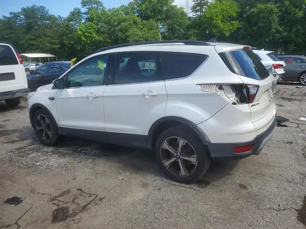 1FMCU0HD5JUD00048 2018 FORD ESCAPE - Image 2