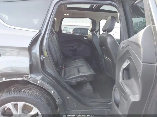 1FMCU0HD5JUD01586 2018 FORD ESCAPE - Image 8