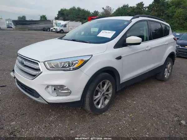 1FMCU0HD5JUD01698 2018 FORD ESCAPE - Image 2