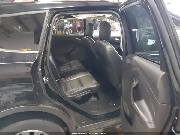 1FMCU0HD5JUD03368 2018 FORD ESCAPE - Image 8