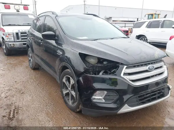 1FMCU0HD5JUD28741 2018 FORD ESCAPE - Image 1