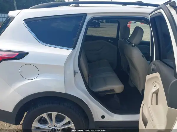 1FMCU0HD5JUD33907 2018 FORD ESCAPE - Image 8
