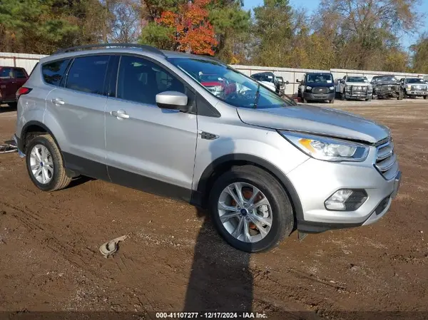 1FMCU0HD5JUD50304 2018 FORD ESCAPE - Image 1