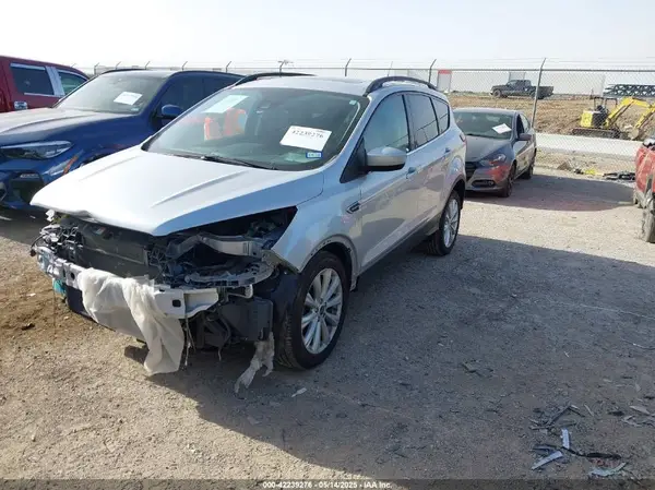 1FMCU0HD5KUA99883 2019 FORD ESCAPE - Image 2