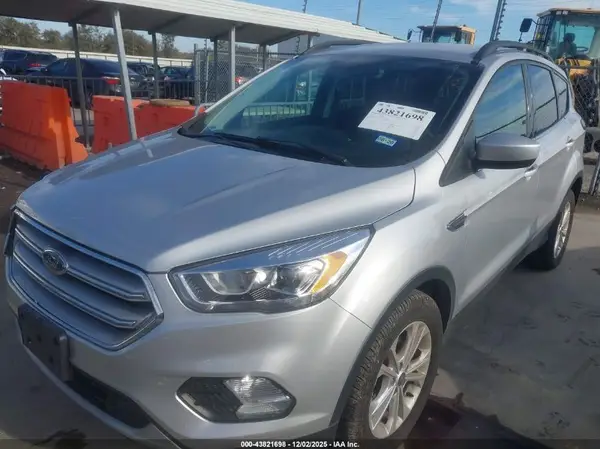 1FMCU0HD5KUB00983 2019 FORD ESCAPE - Image 2