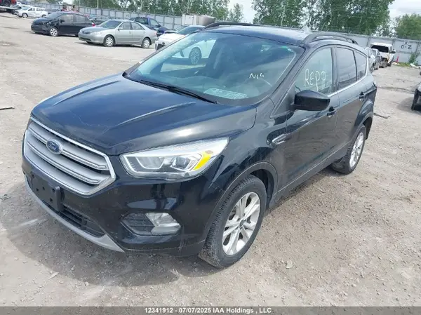 1FMCU0HD6JUA00681 2018 FORD ESCAPE - Image 2