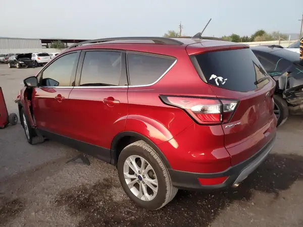 1FMCU0HD6JUA24429 2018 FORD ESCAPE - Image 2