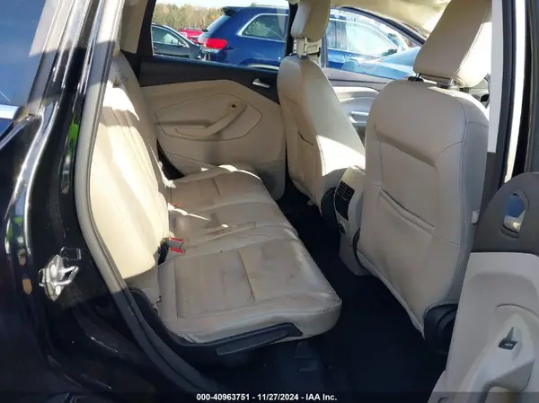 1FMCU0HD6JUA39562 2018 FORD ESCAPE - Image 8