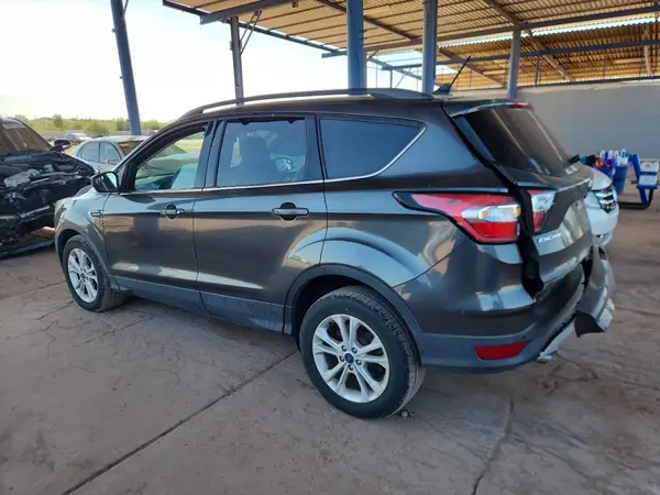 1FMCU0HD6JUB16799 2018 FORD ESCAPE - Image 2