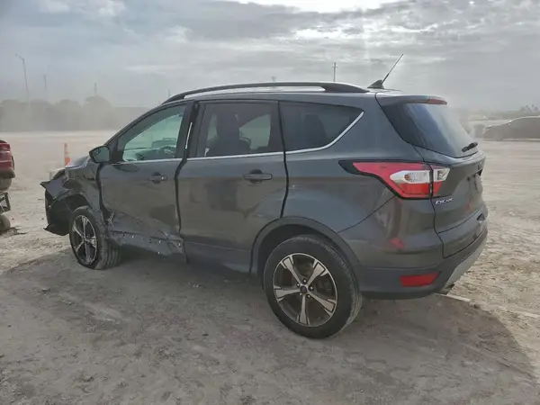 1FMCU0HD6JUB79739 2018 FORD ESCAPE - Image 2
