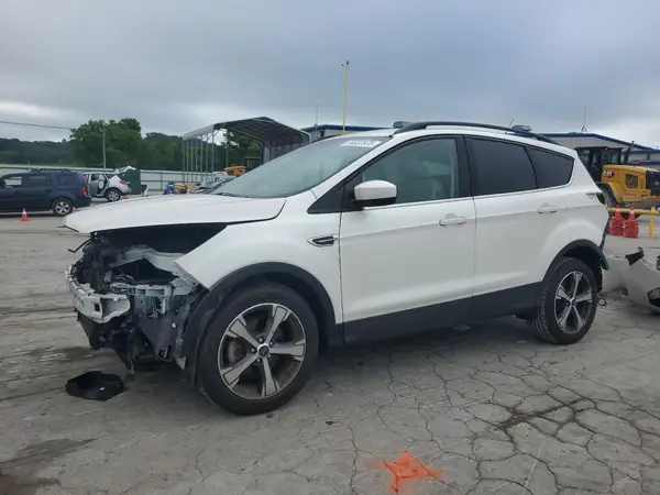 1FMCU0HD6JUB96458 2018 FORD ESCAPE - Image 1