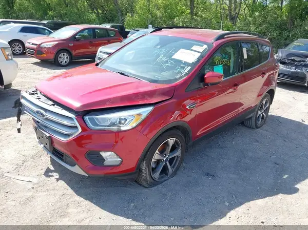 1FMCU0HD6JUC04400 2018 FORD ESCAPE - Image 2
