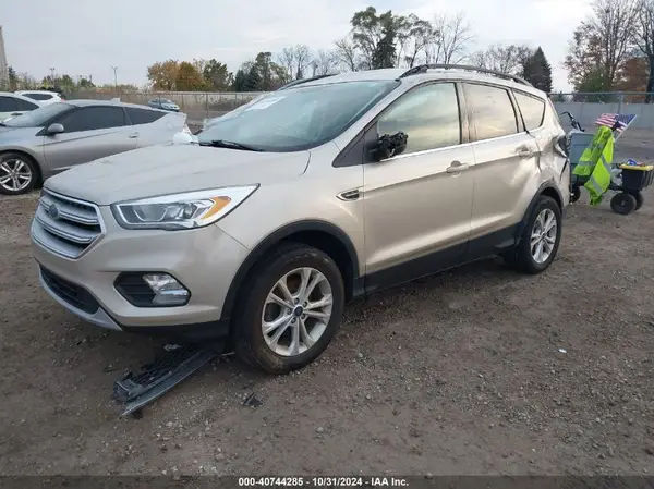 1FMCU0HD6JUC31483 2018 FORD ESCAPE - Image 2