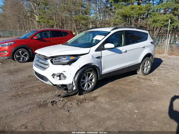 1FMCU0HD6JUD35651 2018 FORD ESCAPE - Image 2