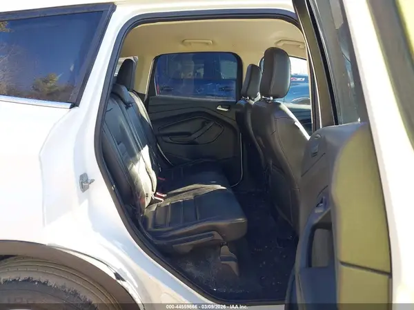 1FMCU0HD6JUD35651 2018 FORD ESCAPE - Image 8