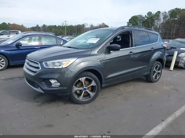 1FMCU0HD6JUD46889 2018 FORD ESCAPE - Image 2
