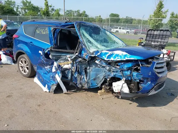 1FMCU0HD6KUA02173 2019 FORD ESCAPE - Image 1