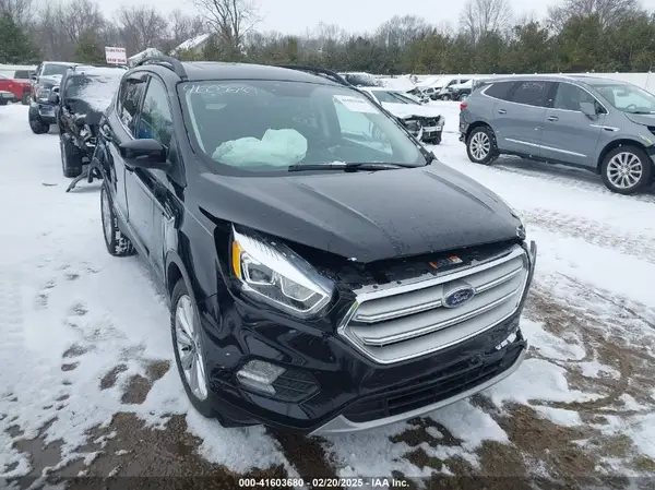 1FMCU0HD6KUA13075 2019 FORD ESCAPE - Image 1