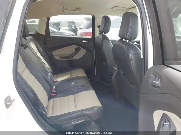 1FMCU0HD6KUB77717 2019 FORD ESCAPE - Image 8