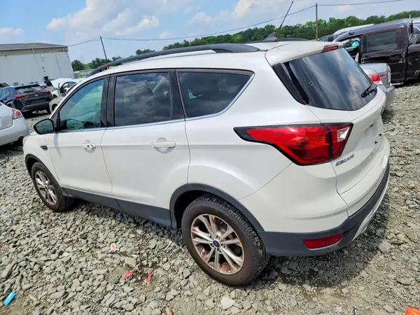 1FMCU0HD6KUC18783 2019 FORD ESCAPE - Image 2