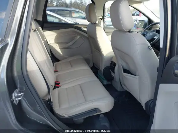 1FMCU0HD6KUC30688 2019 FORD ESCAPE - Image 8