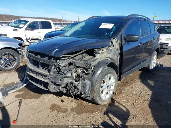 1FMCU0HD7JUA22091 2018 FORD ESCAPE - Image 2
