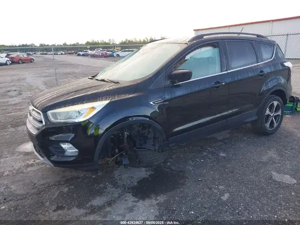 1FMCU0HD7JUA47752 2018 FORD ESCAPE - Image 2