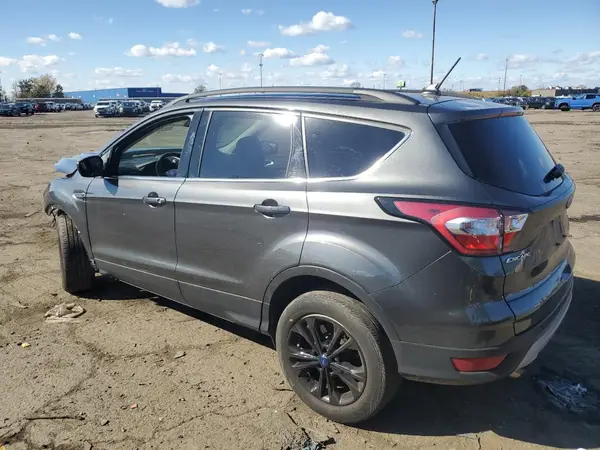 1FMCU0HD7JUA70609 2018 FORD ESCAPE - Image 2