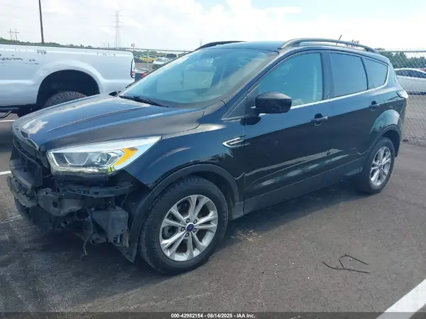 1FMCU0HD7JUA82548 2018 FORD ESCAPE - Image 2
