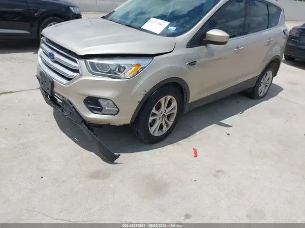 1FMCU0HD7JUA83859 2018 FORD ESCAPE - Image 2