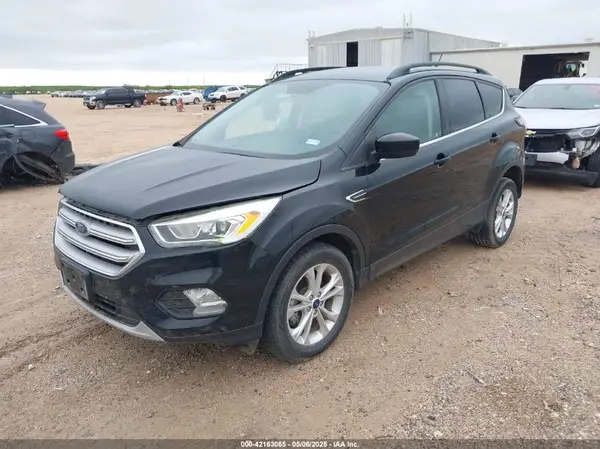 1FMCU0HD7JUA84364 2018 FORD ESCAPE - Image 2