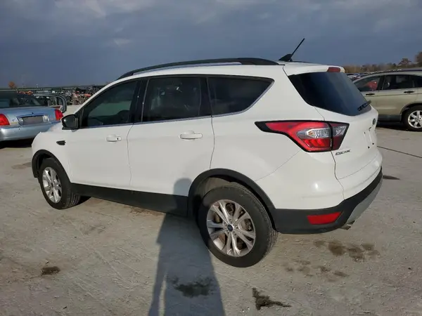 1FMCU0HD7JUB11627 2018 FORD ESCAPE - Image 2