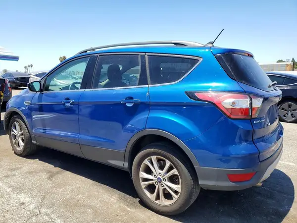 1FMCU0HD7JUB16777 2018 FORD ESCAPE - Image 2