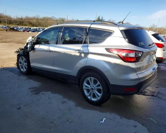1FMCU0HD7JUB59595 2018 FORD ESCAPE - Image 2