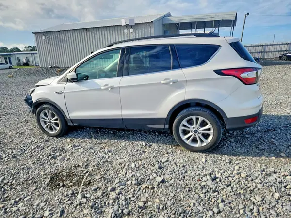 1FMCU0HD7JUB68121 2018 FORD ESCAPE - Image 2