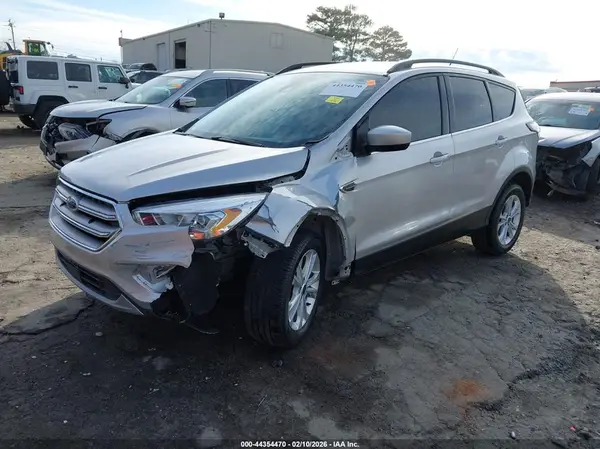 1FMCU0HD7JUC41228 2018 FORD ESCAPE - Image 2