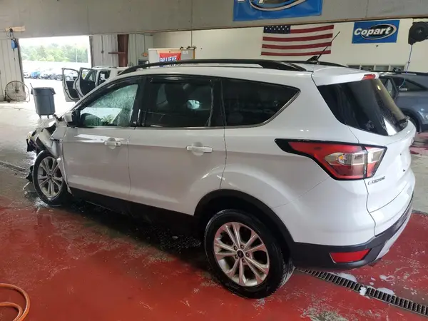 1FMCU0HD7JUC74357 2018 FORD ESCAPE - Image 2