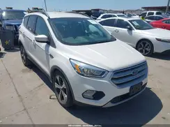 1FMCU0HD7JUD04327 2018 FORD ESCAPE
