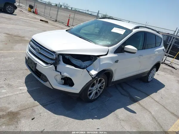 1FMCU0HD7JUD27946 2018 FORD ESCAPE - Image 2