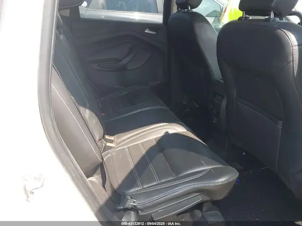 1FMCU0HD7KUA82308 2019 FORD ESCAPE - Image 8