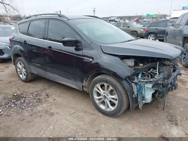 1FMCU0HD7KUB00659 2019 FORD ESCAPE - Image 1