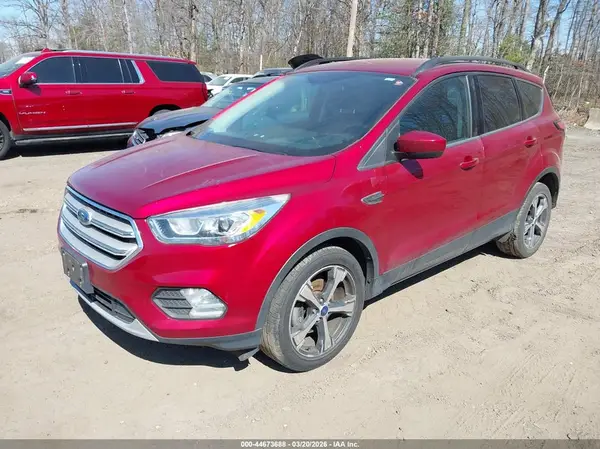 1FMCU0HD8JUB05884 2018 FORD ESCAPE - Image 2
