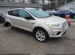 1FMCU0HD8JUB07179 2018 FORD ESCAPE