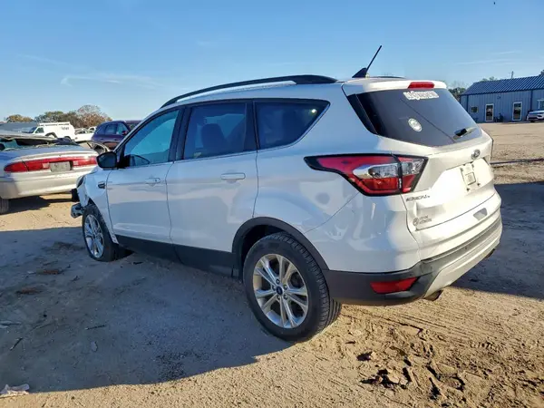 1FMCU0HD8JUB23818 2018 FORD ESCAPE - Image 2