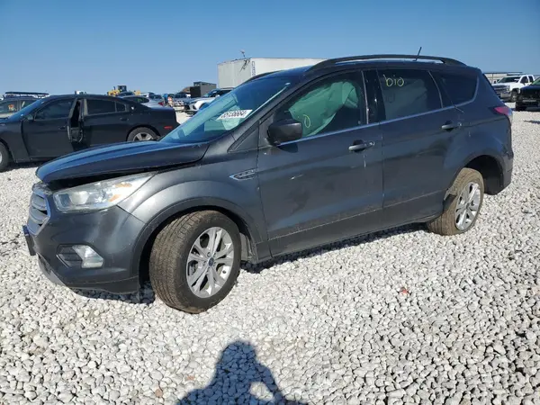 1FMCU0HD8JUB24743 2018 FORD ESCAPE - Image 1