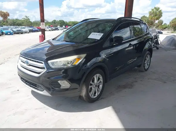 1FMCU0HD8JUC03510 2018 FORD ESCAPE - Image 2