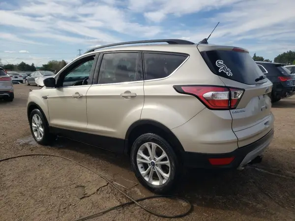 1FMCU0HD8JUC28441 2018 FORD ESCAPE - Image 2