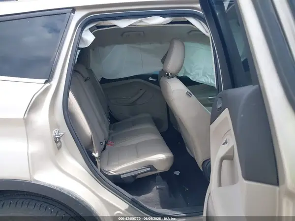 1FMCU0HD8JUC47328 2018 FORD ESCAPE - Image 8