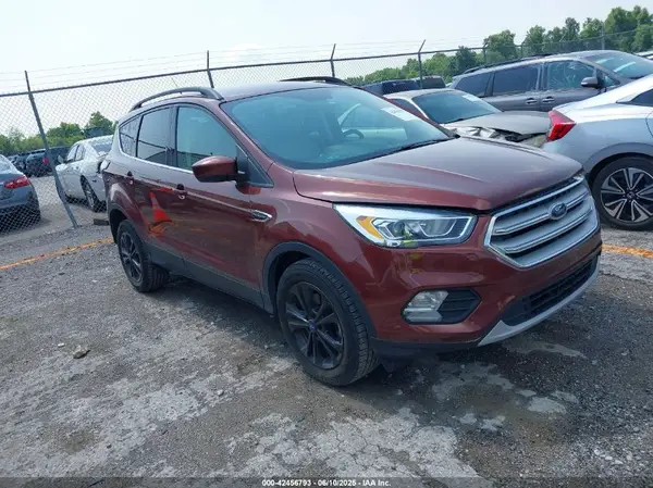 1FMCU0HD8JUC68485 2018 FORD ESCAPE - Image 1